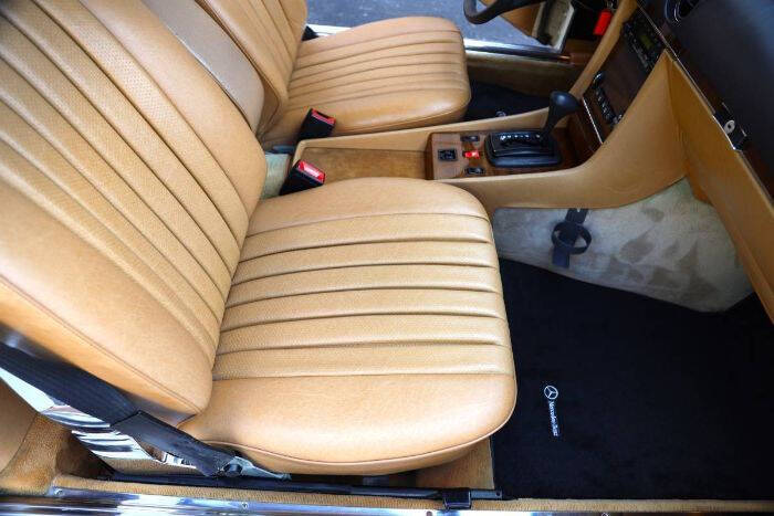 1983 Mercedes-Benz 380-Class 380 SL