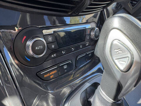 2015 Ford Escape Titanium