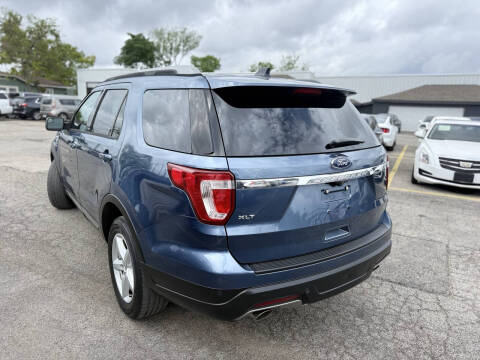 2018 Ford Explorer XLT