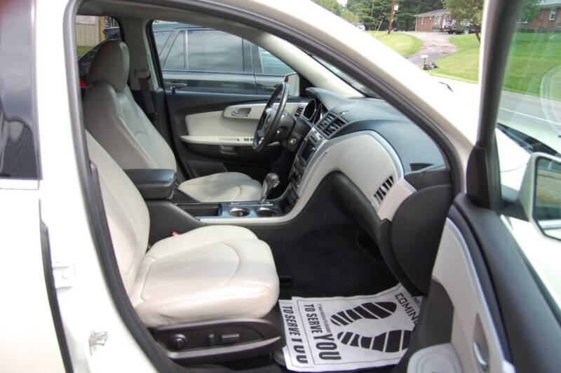 2011 Chevrolet Traverse LTZ