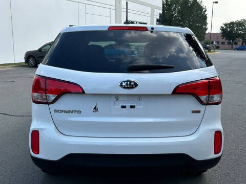 2014 Kia Sorento LX
