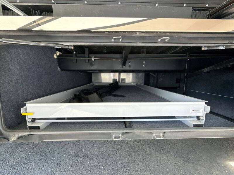 2016 Freightliner MH Chassis