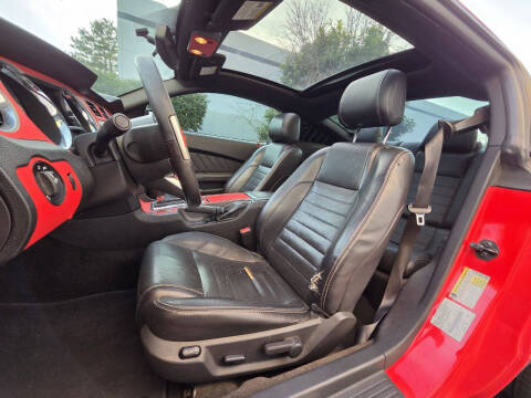 2013 Ford Mustang V6 Premium