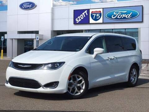 2018 Chrysler Pacifica for sale at Szott Ford in Holly MI