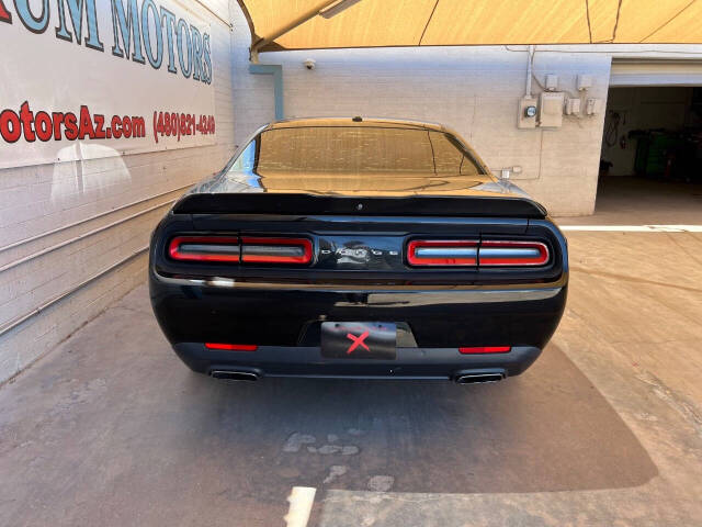 Image 4 of 2018 Dodge Challenger