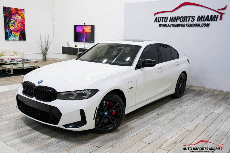 2023 BMW 3 Series 330e