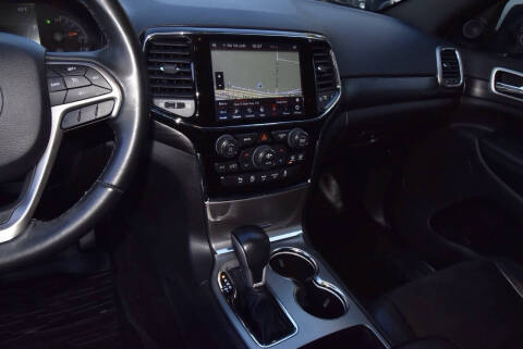 2020 Jeep Grand Cherokee Laredo E