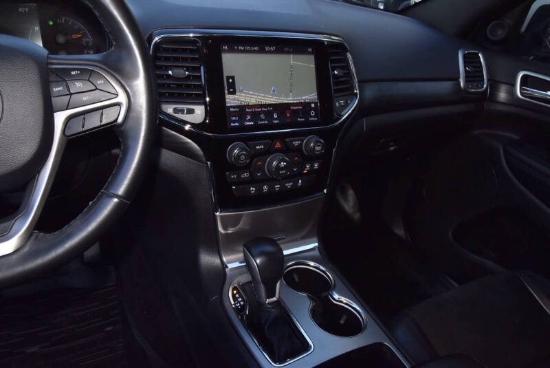 2020 Jeep Grand Cherokee Laredo E