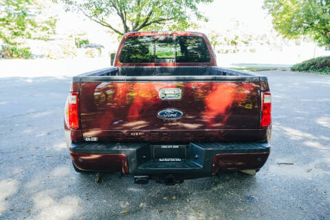 2011 Ford F-350 Super Duty Lariat