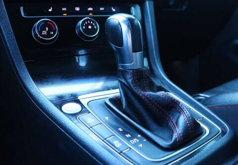 2015 Volkswagen Golf GTI SE