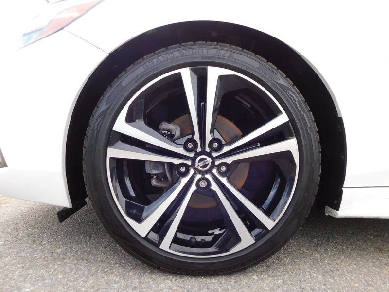 2020 Nissan Sentra SR