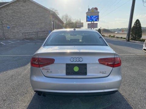 2013 Audi A4 2.0T quattro Premium