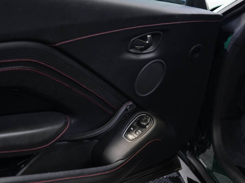 2019 Aston Martin Vantage