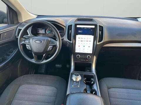 2023 Ford Edge SE