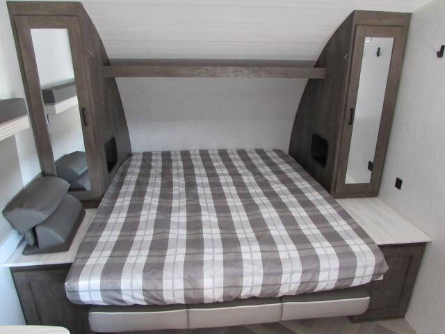 2022 Forest River SALEM CRUI