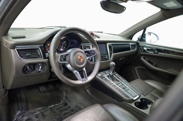 2018 Porsche Macan
