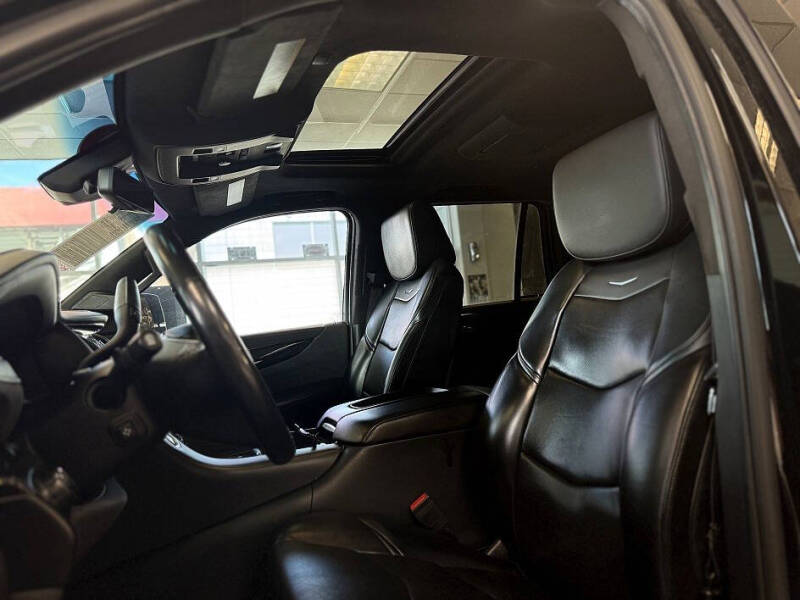 2019 Cadillac Escalade Platinum