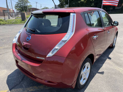 2013 Nissan LEAF SV
