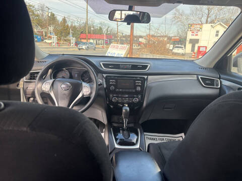 2015 Nissan Rogue SV