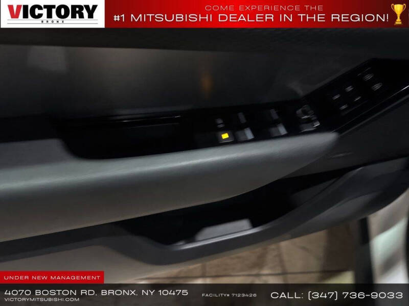 2022 Land Rover Range Rover Velar P250 R-Dynamic S