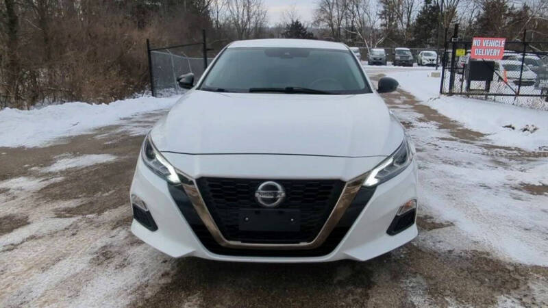 2022 Nissan Altima 2.5 SR