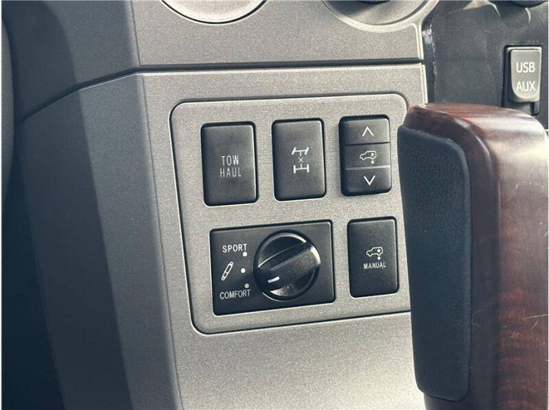 2014 Toyota Sequoia Platinum