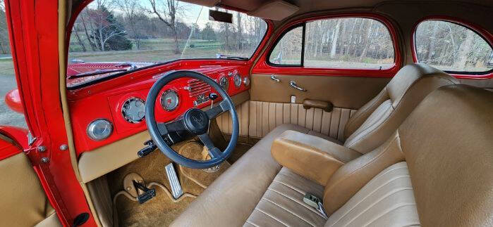 1937 Oldsmobile F37