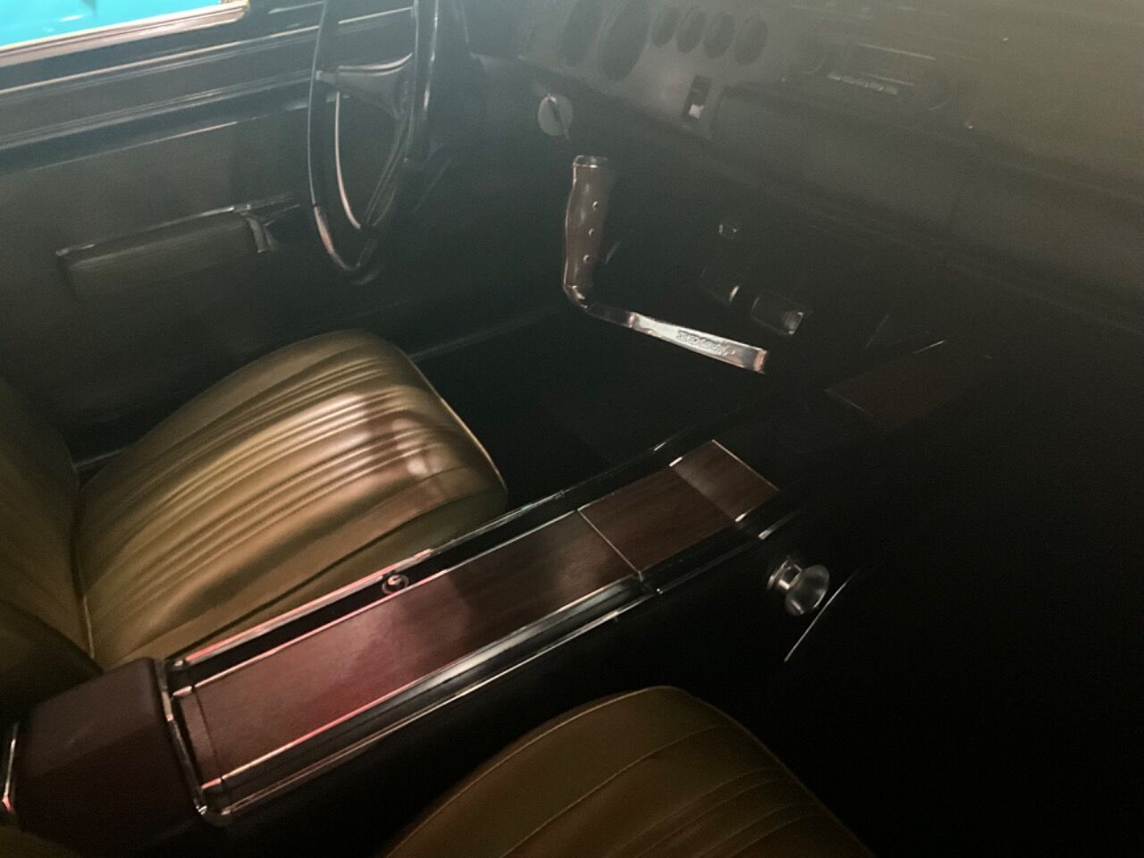 1970 Dodge Coronet 35