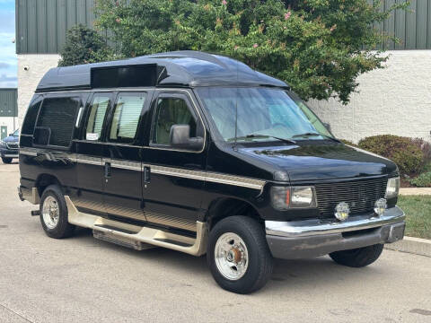 2003 Ford E-Series E-250 SD