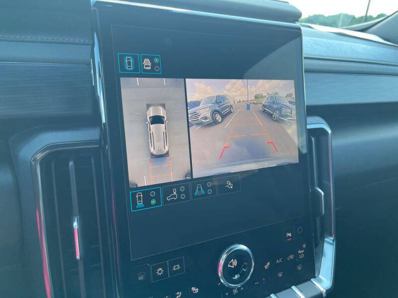 2025 GMC Acadia AT4