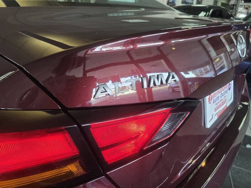 2025 Nissan Altima 2.5 SV