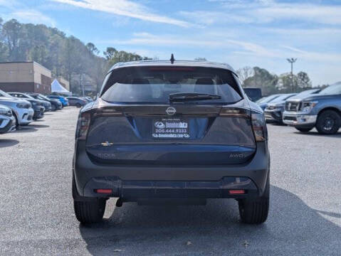 2025 Nissan Kicks SV