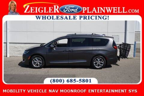 2017 Chrysler Pacifica for sale at Zeigler Ford of Plainwell - Jeff Bishop in Plainwell MI