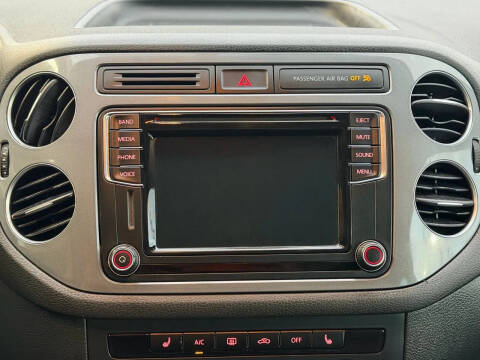 2017 Volkswagen Tiguan 2.0T Wolfsburg Edition 4Motion