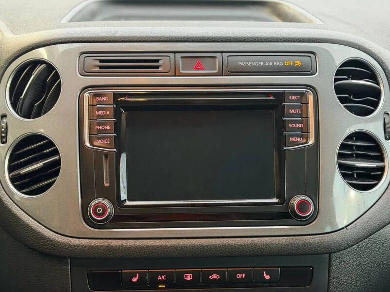 2017 Volkswagen Tiguan 2.0T Wolfsburg Edition 4Motion