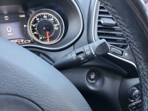 2020 Jeep Cherokee Trailhawk