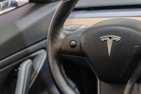 2019 Tesla Model 3 Standard Range Plus