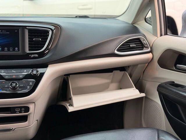 2019 Chrysler Pacifica Touring L