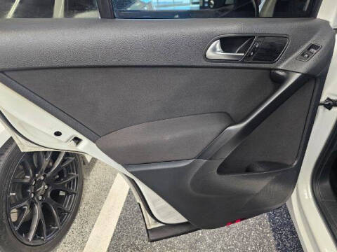 2018 Volkswagen Tiguan Limited 2.0T 4Motion