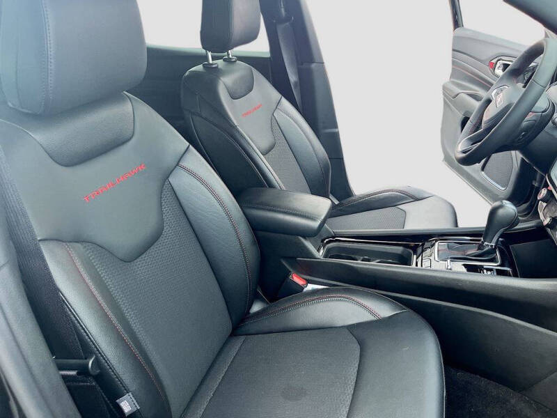 2025 Jeep Compass Trailhawk