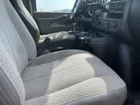 2017 GMC Savana 2500