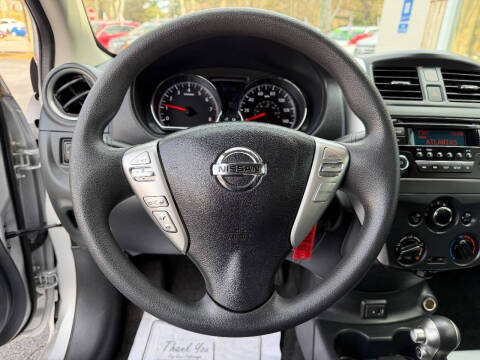 2017 Nissan Versa 1.6 SV