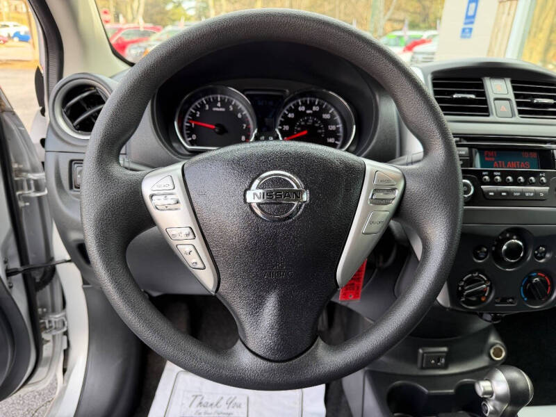 2017 Nissan Versa 1.6 SV