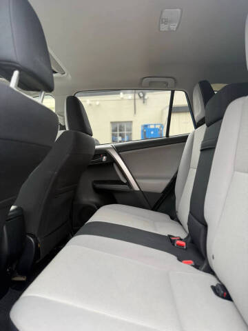 2017 Toyota RAV4 Hybrid