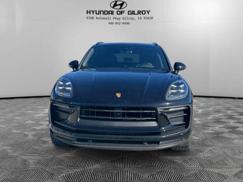 2023 Porsche Macan T