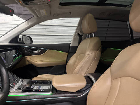 2019 Audi Q8 quattro Prestige 55 TFSI