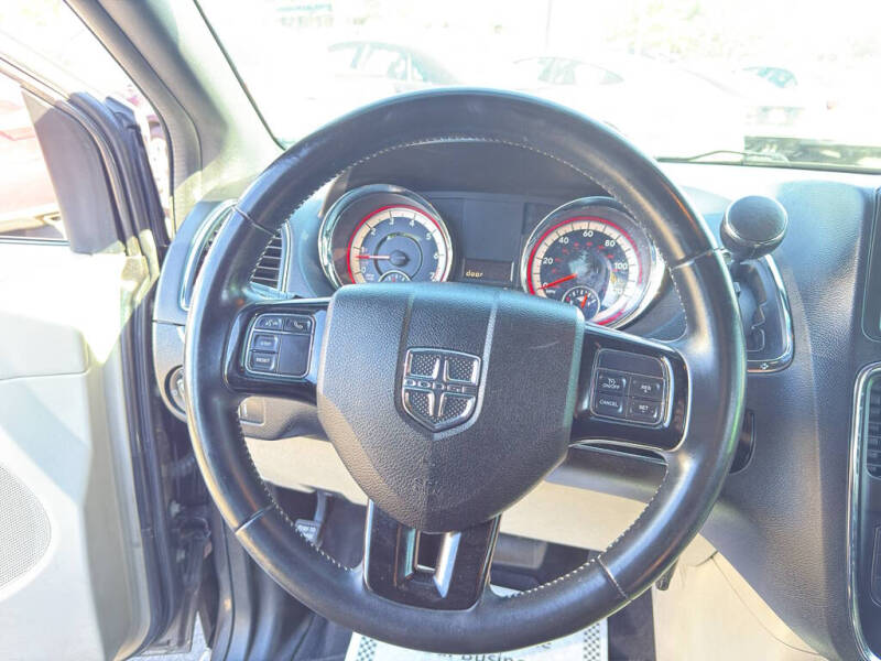2016 Dodge Grand Caravan SE