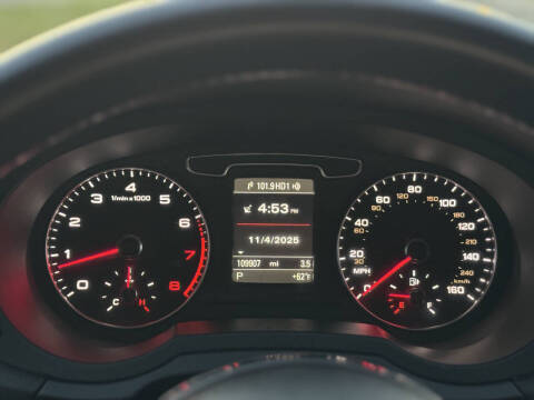 2015 Audi Q3 2.0T quattro Premium Plus