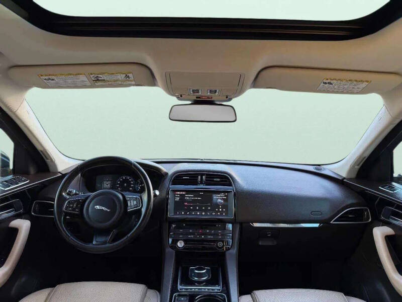 2017 Jaguar F-PACE 20d Prestige