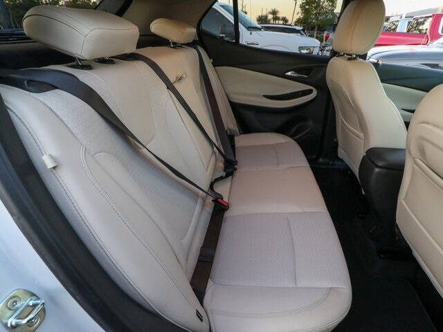 2022 Buick Encore GX Select